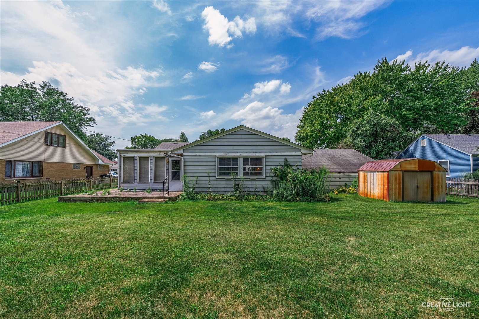150 S Western Avenue, Aurora, IL 60506