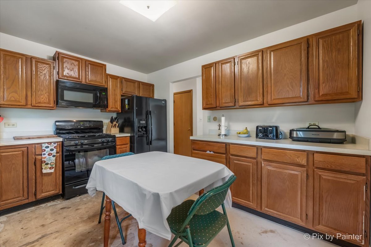 1208 Hilltop Boulevard, McHenry, IL 60050