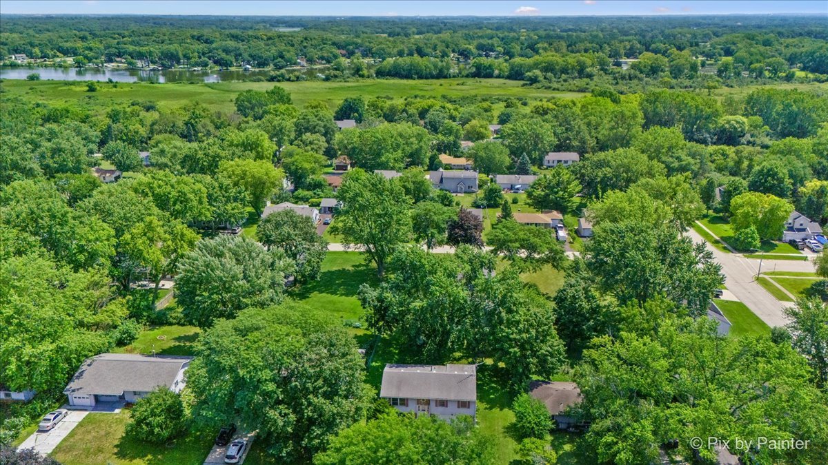 1208 Hilltop Boulevard, McHenry, IL 60050