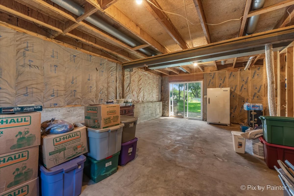 1208 Hilltop Boulevard, McHenry, IL 60050