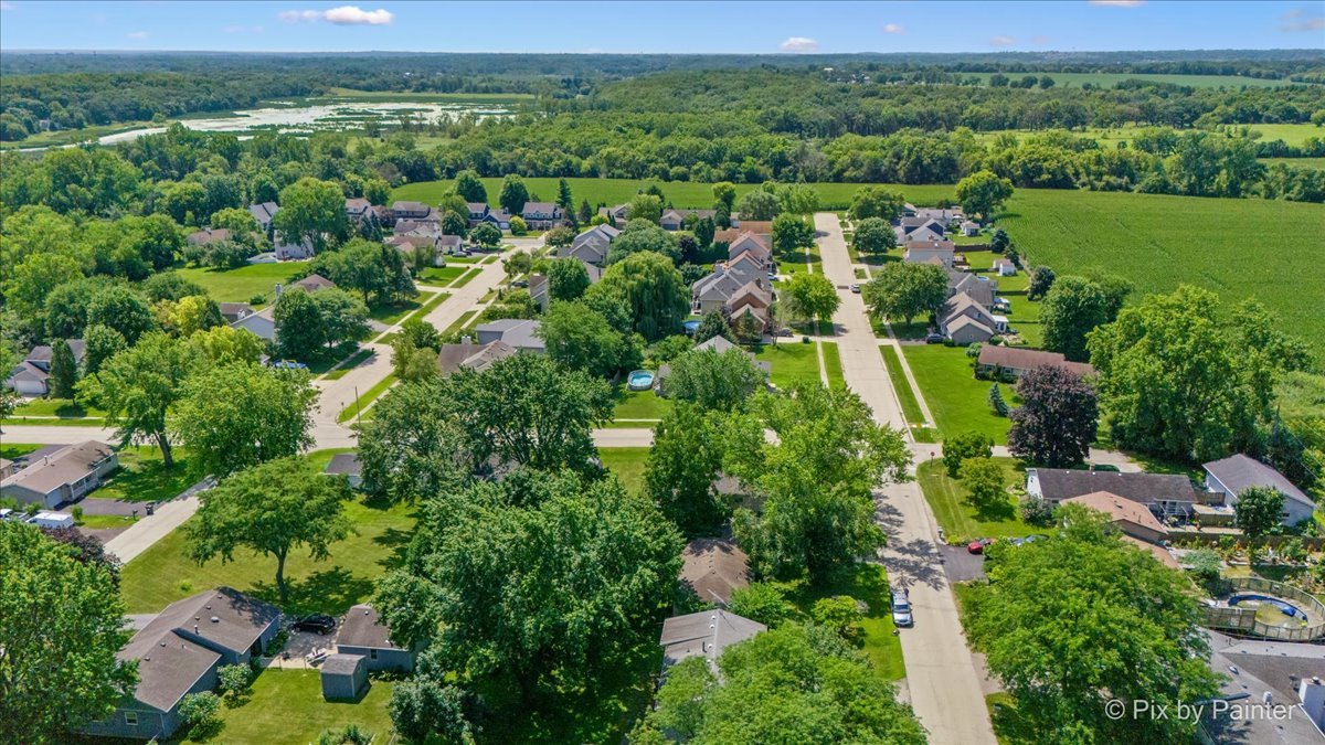 1208 Hilltop Boulevard, McHenry, IL 60050