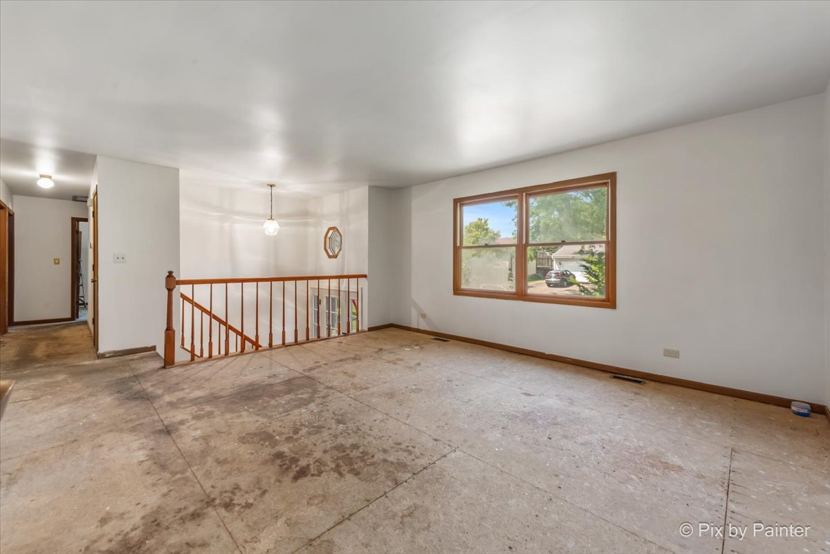 1208 Hilltop Boulevard, McHenry, IL 60050