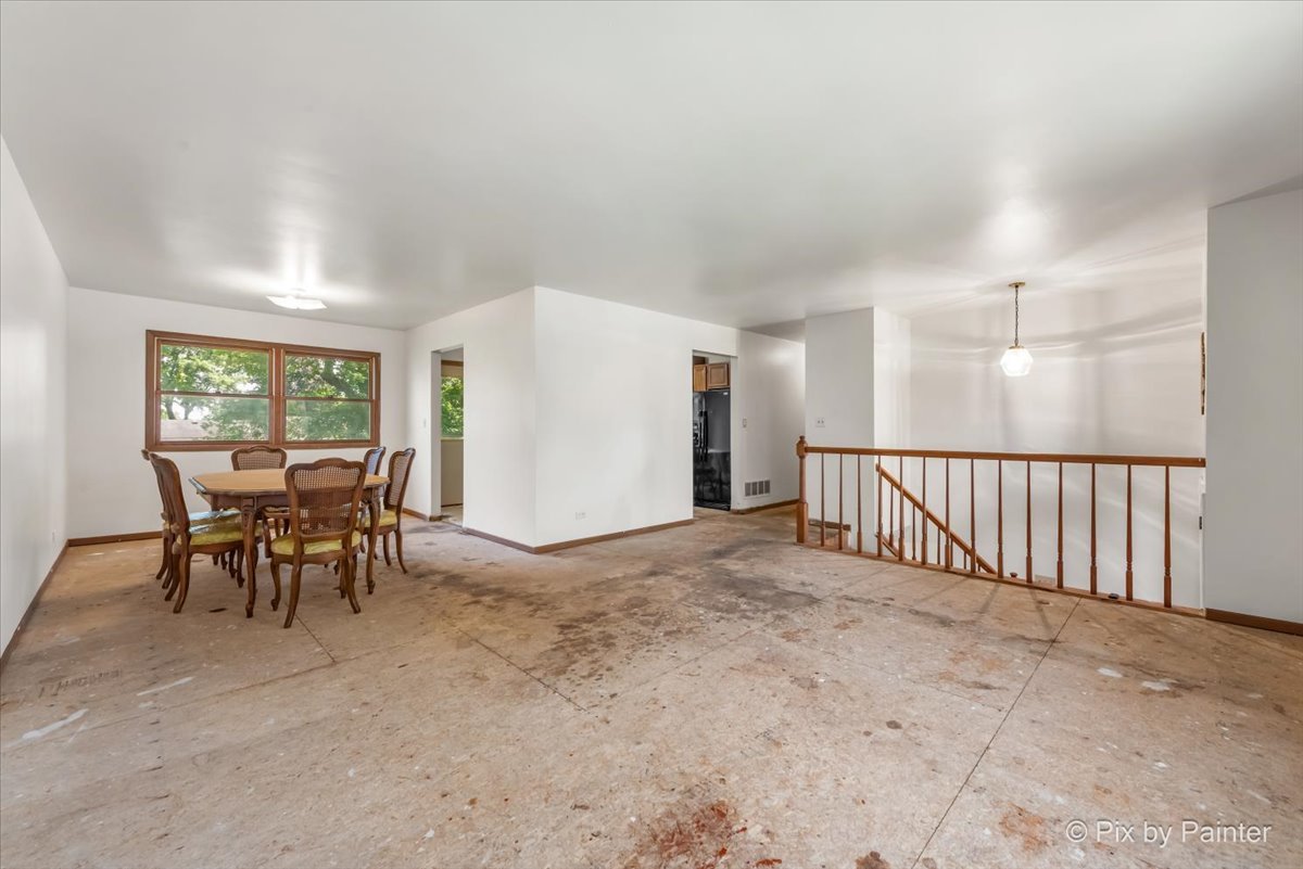 1208 Hilltop Boulevard, McHenry, IL 60050