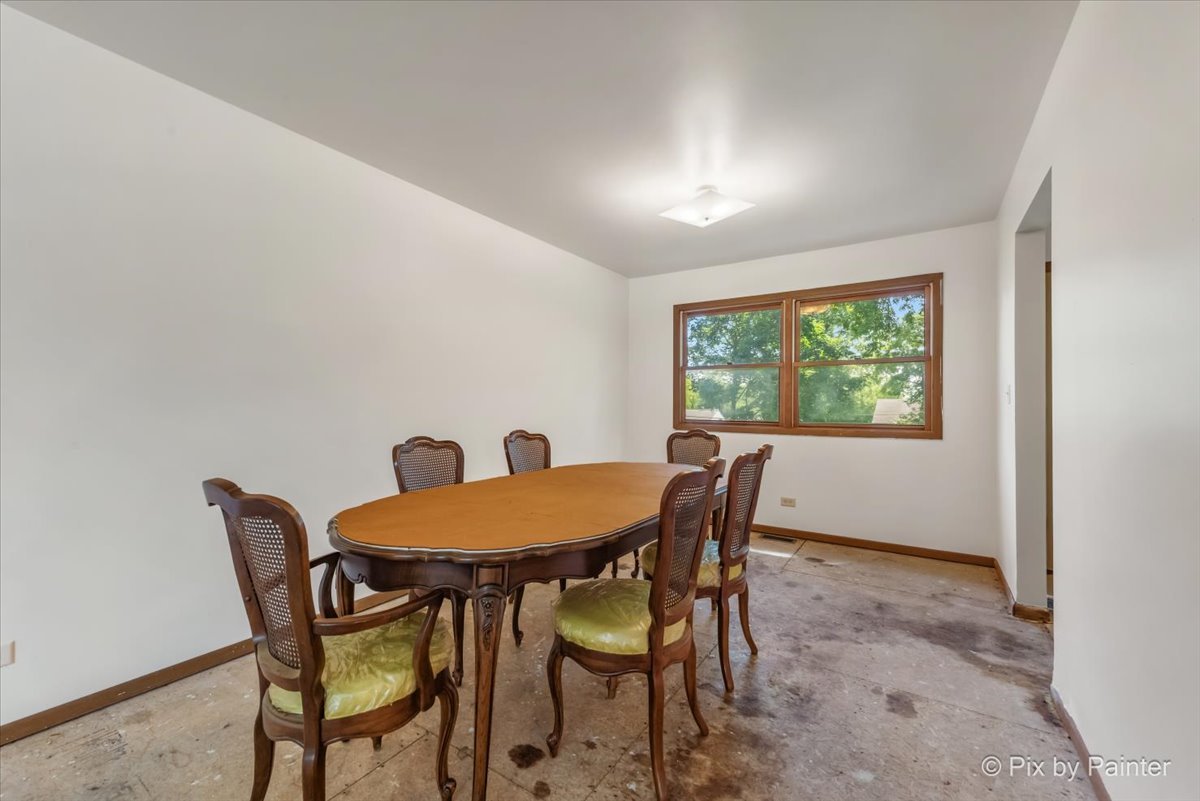 1208 Hilltop Boulevard, McHenry, IL 60050