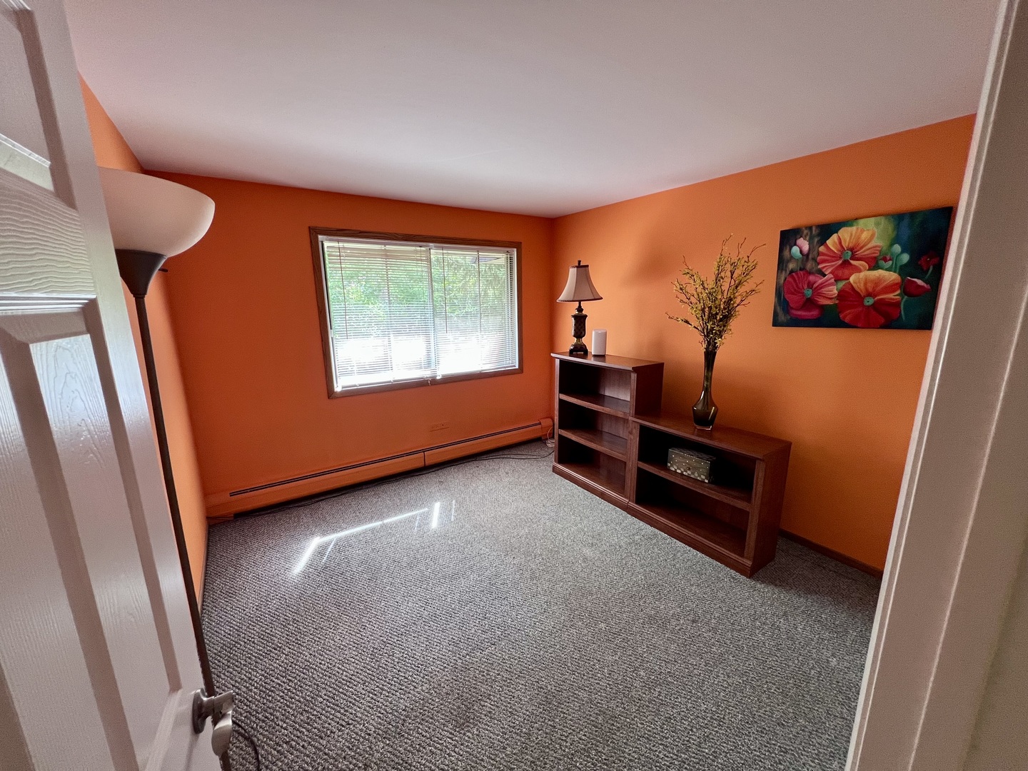 3415 83rd Street #E16, Woodridge, IL 60517