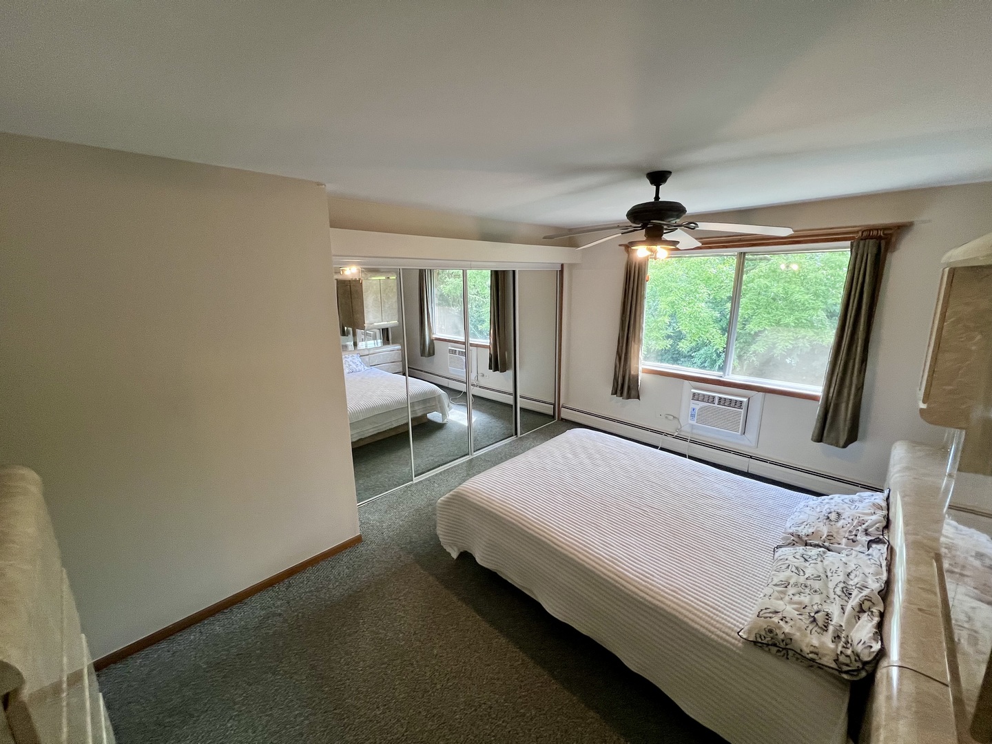 3415 83rd Street #E16, Woodridge, IL 60517