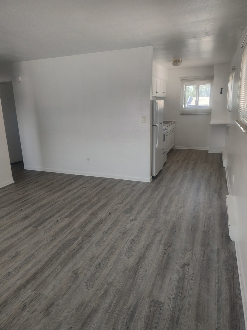 1039 Sheridan Road #3, Winthrop Harbor, IL 60096
