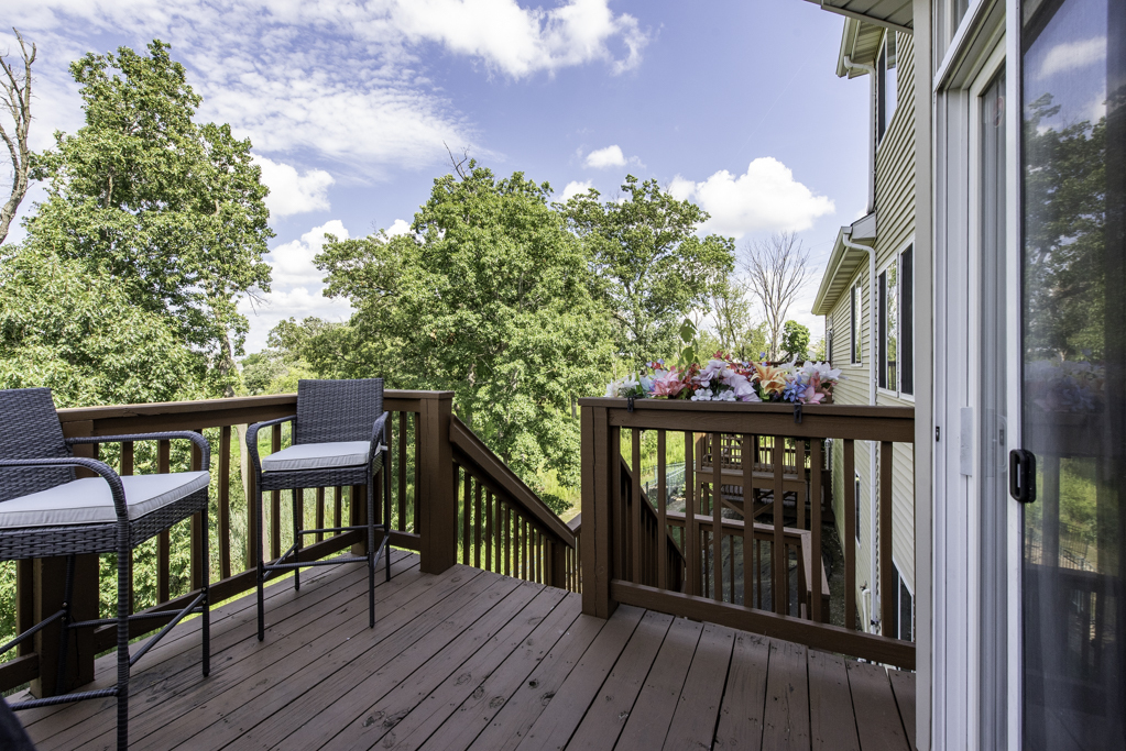 649 N Fox Trail, Round Lake, IL 60073