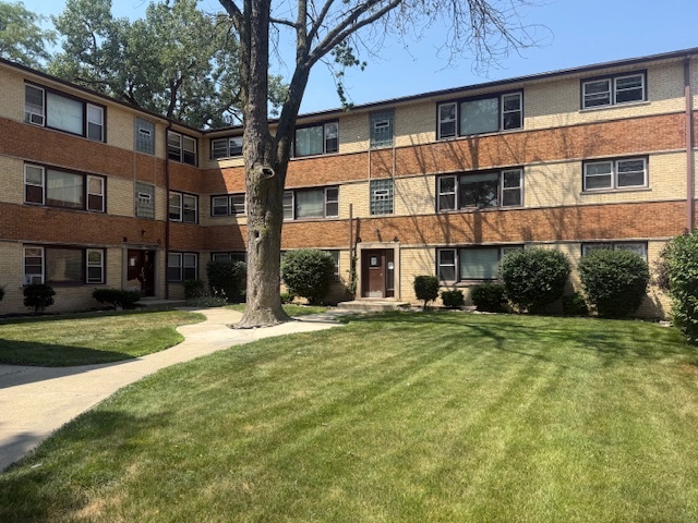 7900 S Merrill Avenue, Chicago, IL 60649