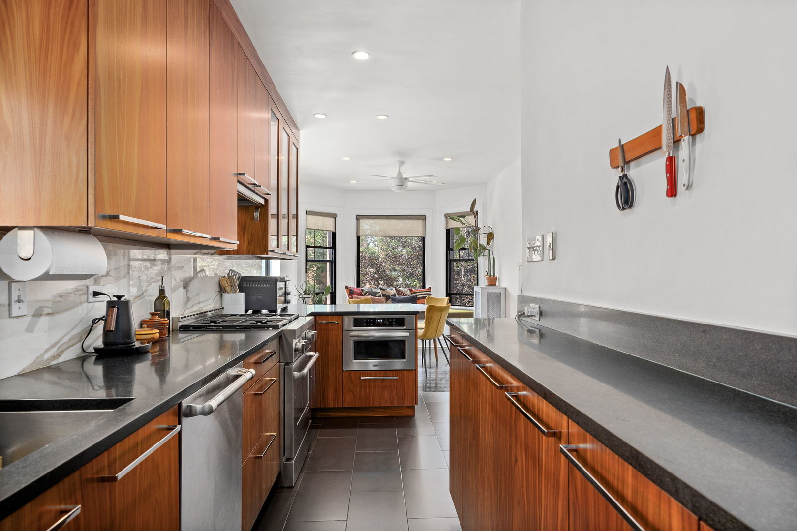 7631 N Eastlake Terrace #2A-3A, Chicago, IL 60626