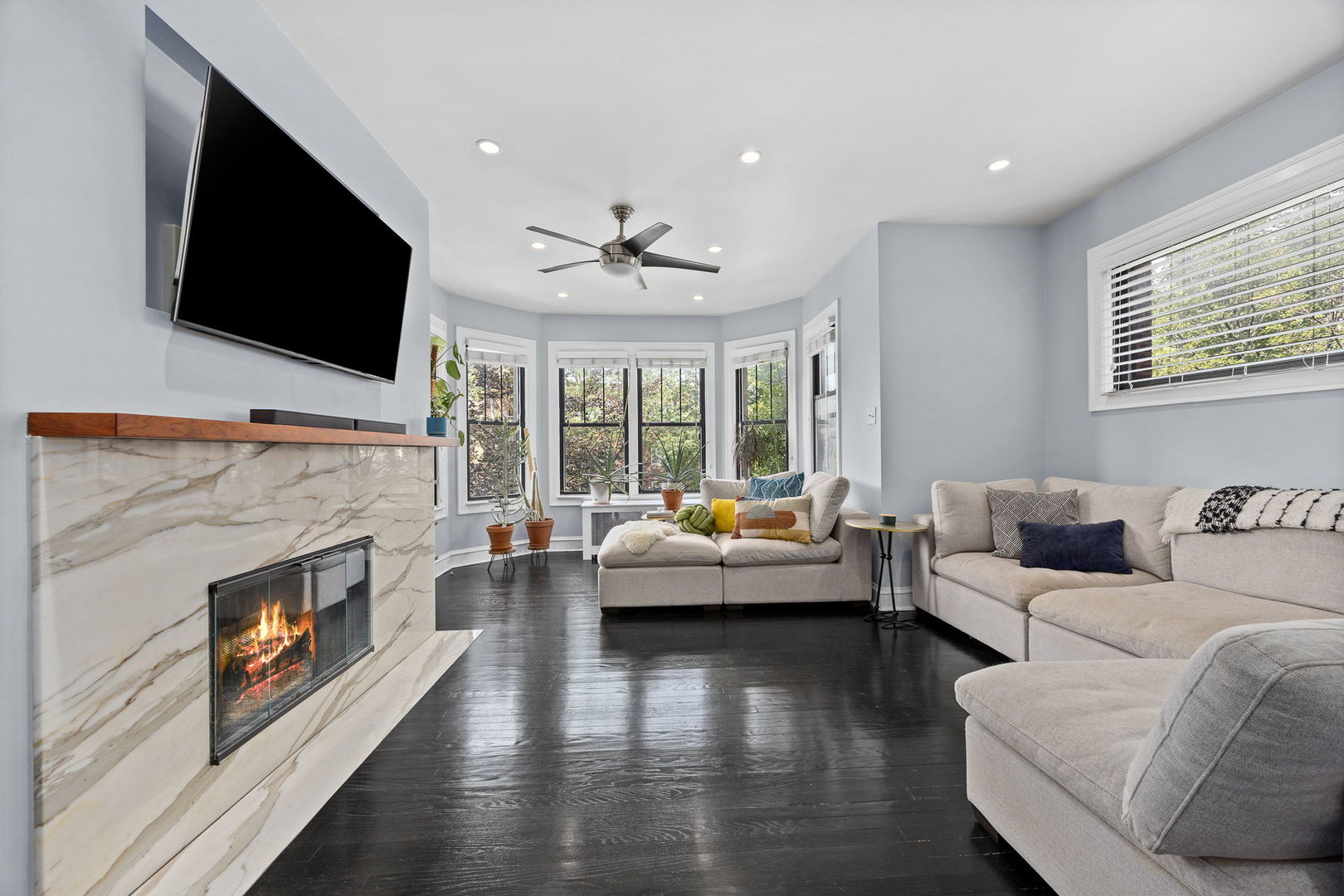 7631 N Eastlake Terrace #2A-3A, Chicago, IL 60626