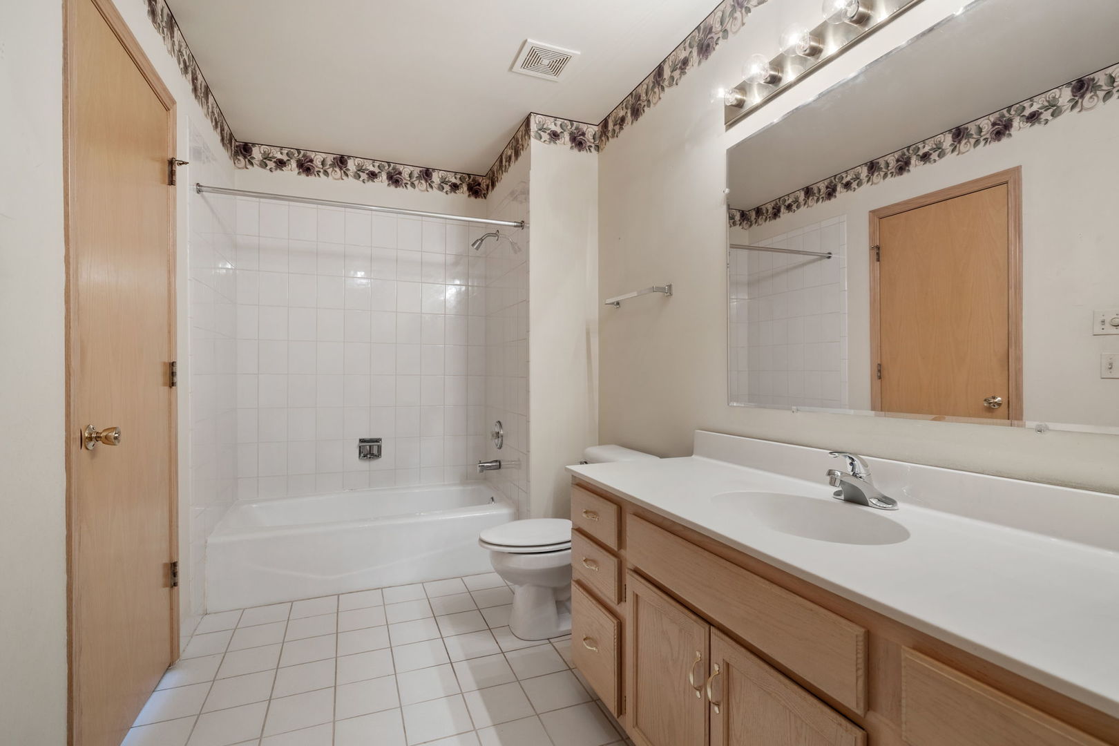 16142 Bormet Drive, Tinley Park, IL 60477
