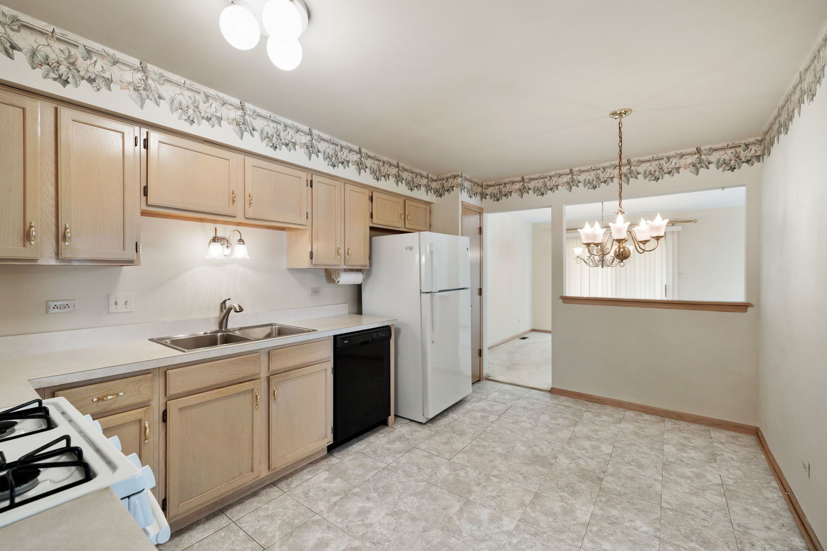 16142 Bormet Drive, Tinley Park, IL 60477