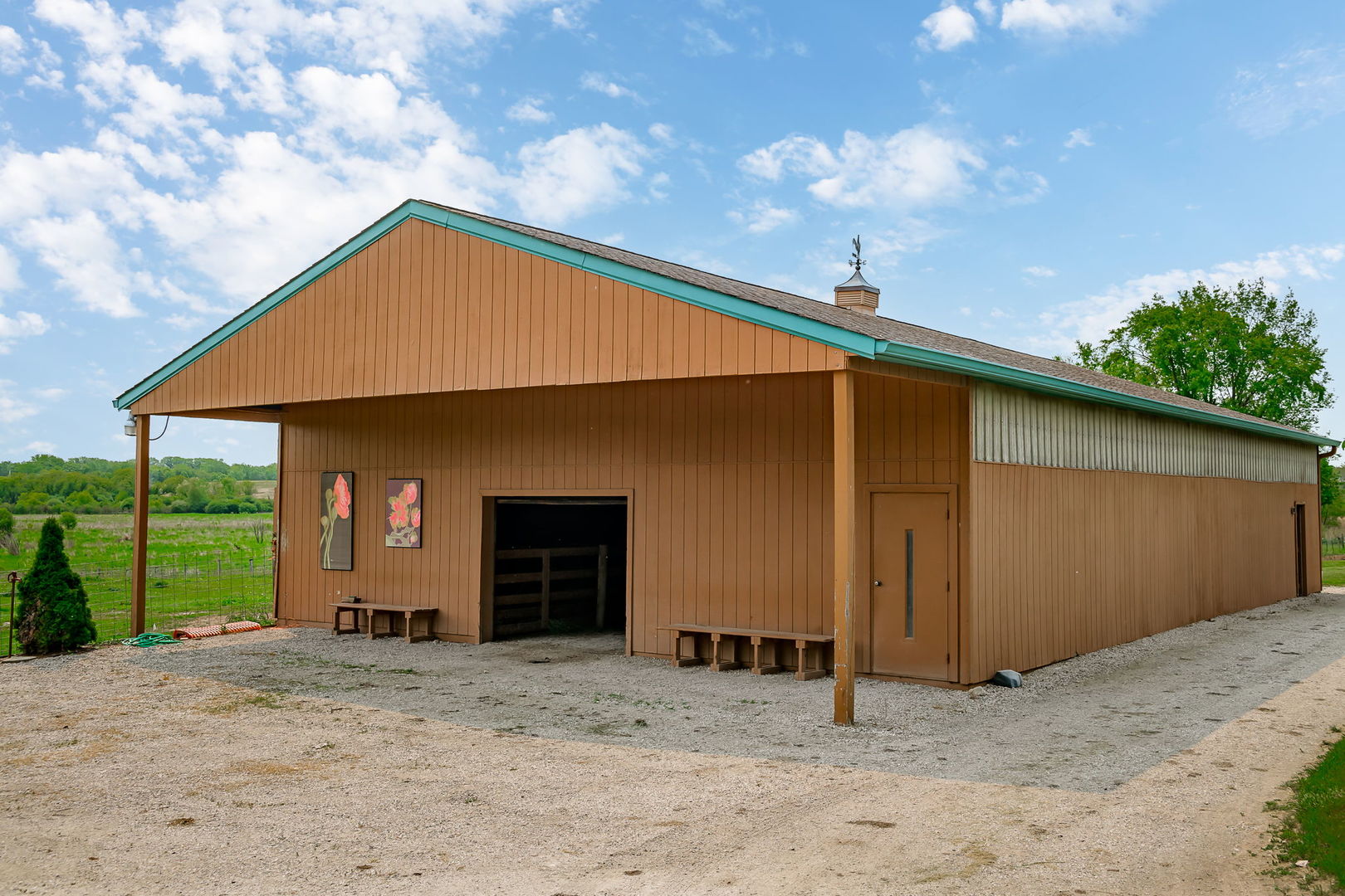 29295 N Callahan Road, Wauconda, IL 60084
