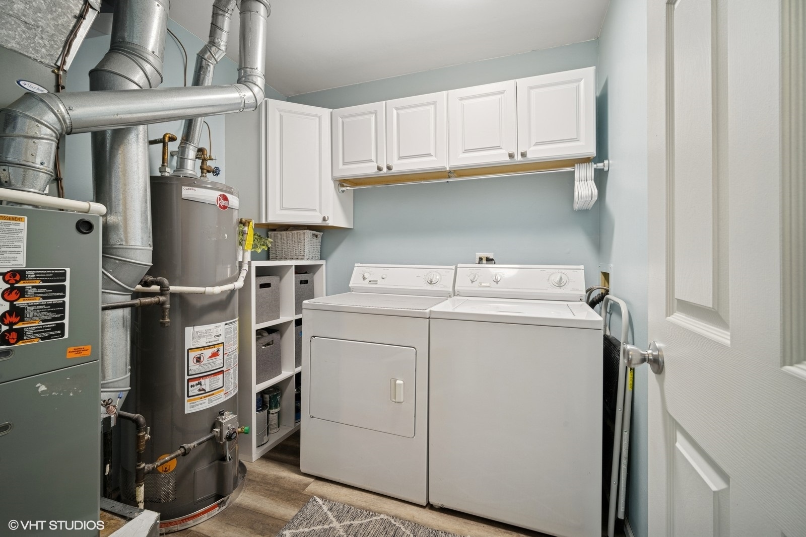 1406 Shore Court #D2, Wheeling, IL 60090