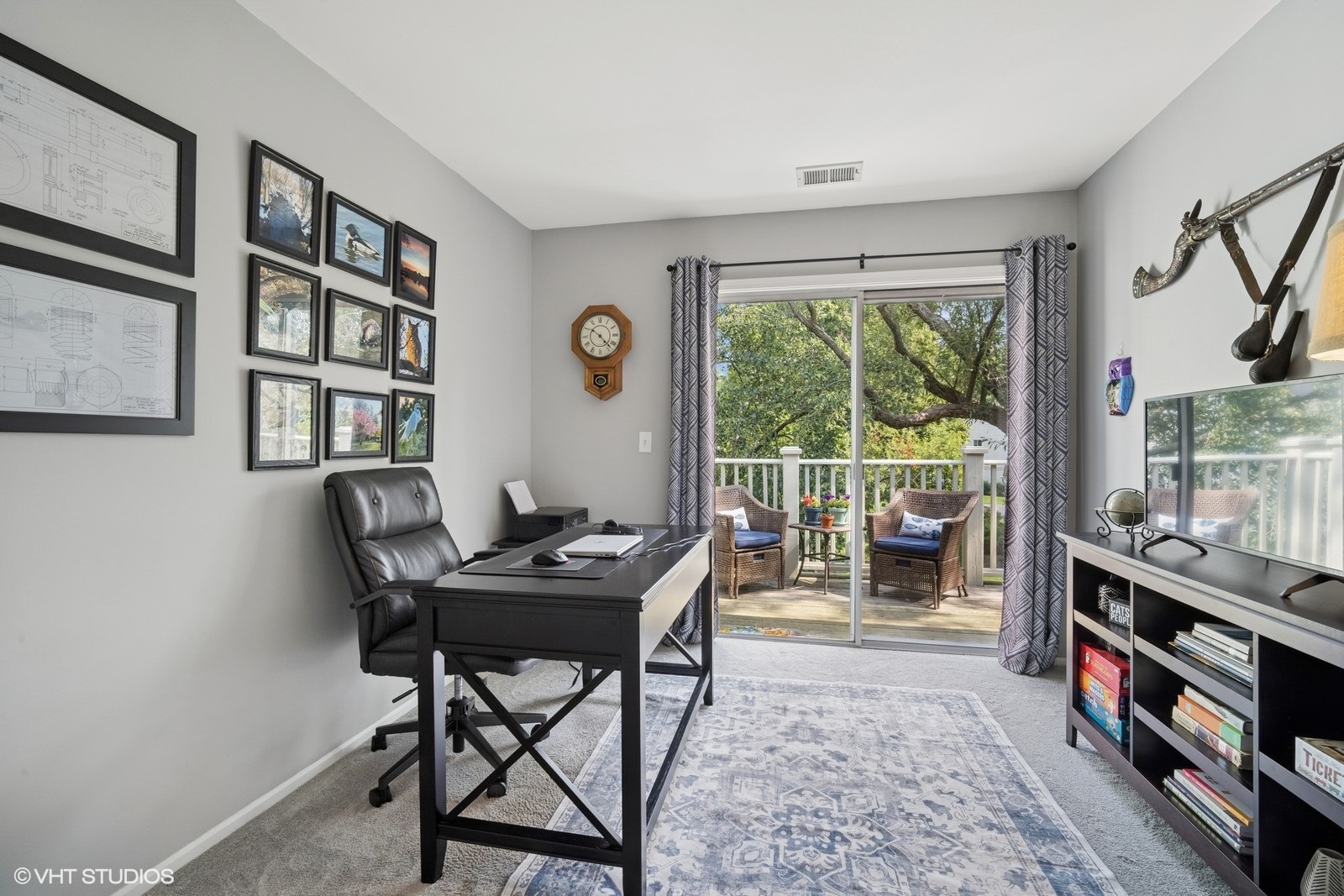 1406 Shore Court #D2, Wheeling, IL 60090