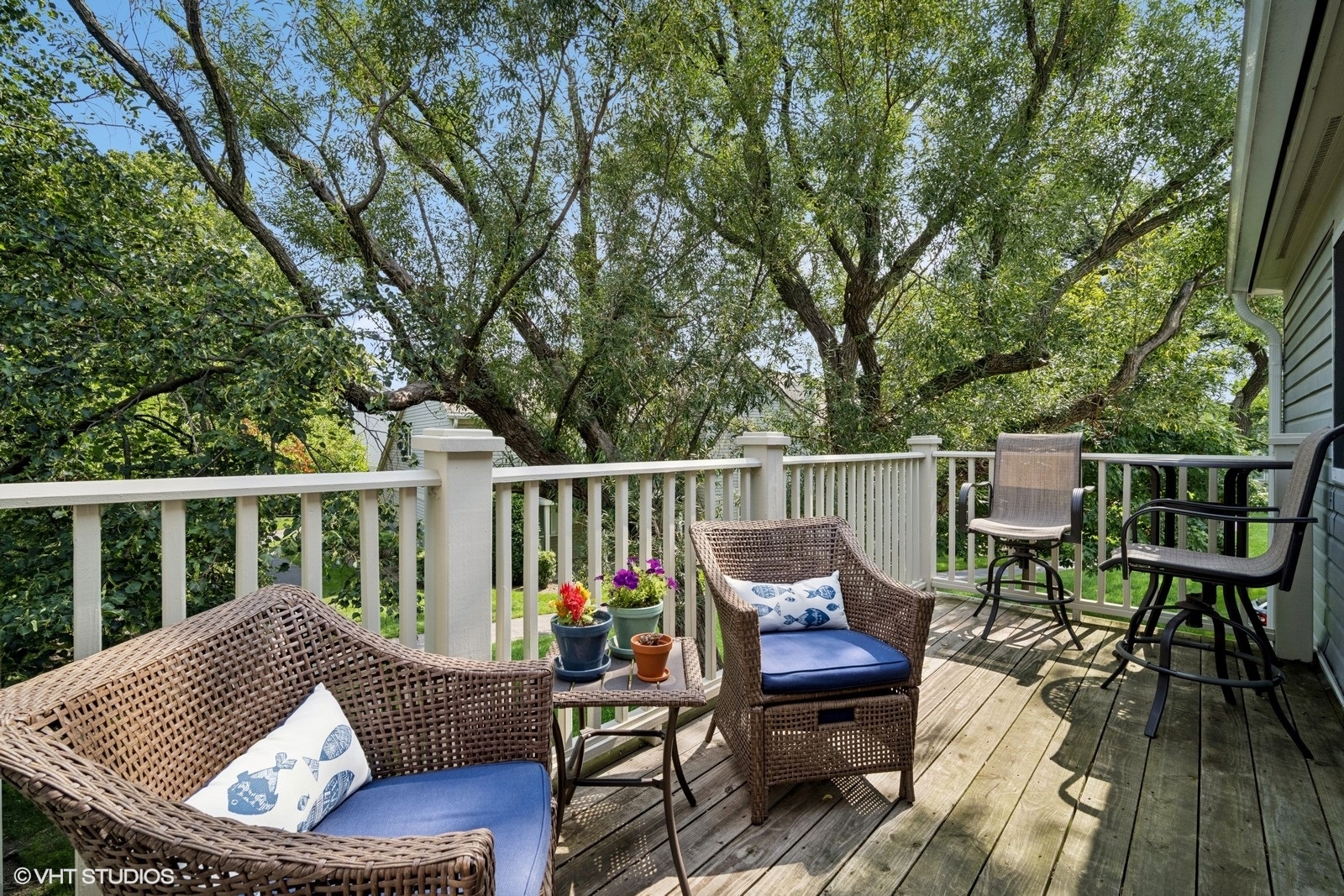 1406 Shore Court #D2, Wheeling, IL 60090