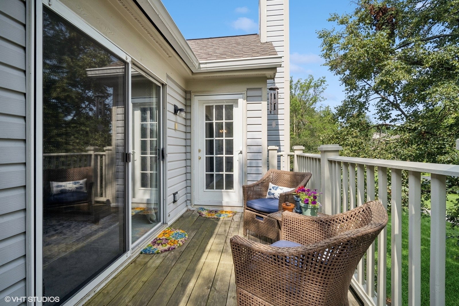 1406 Shore Court #D2, Wheeling, IL 60090