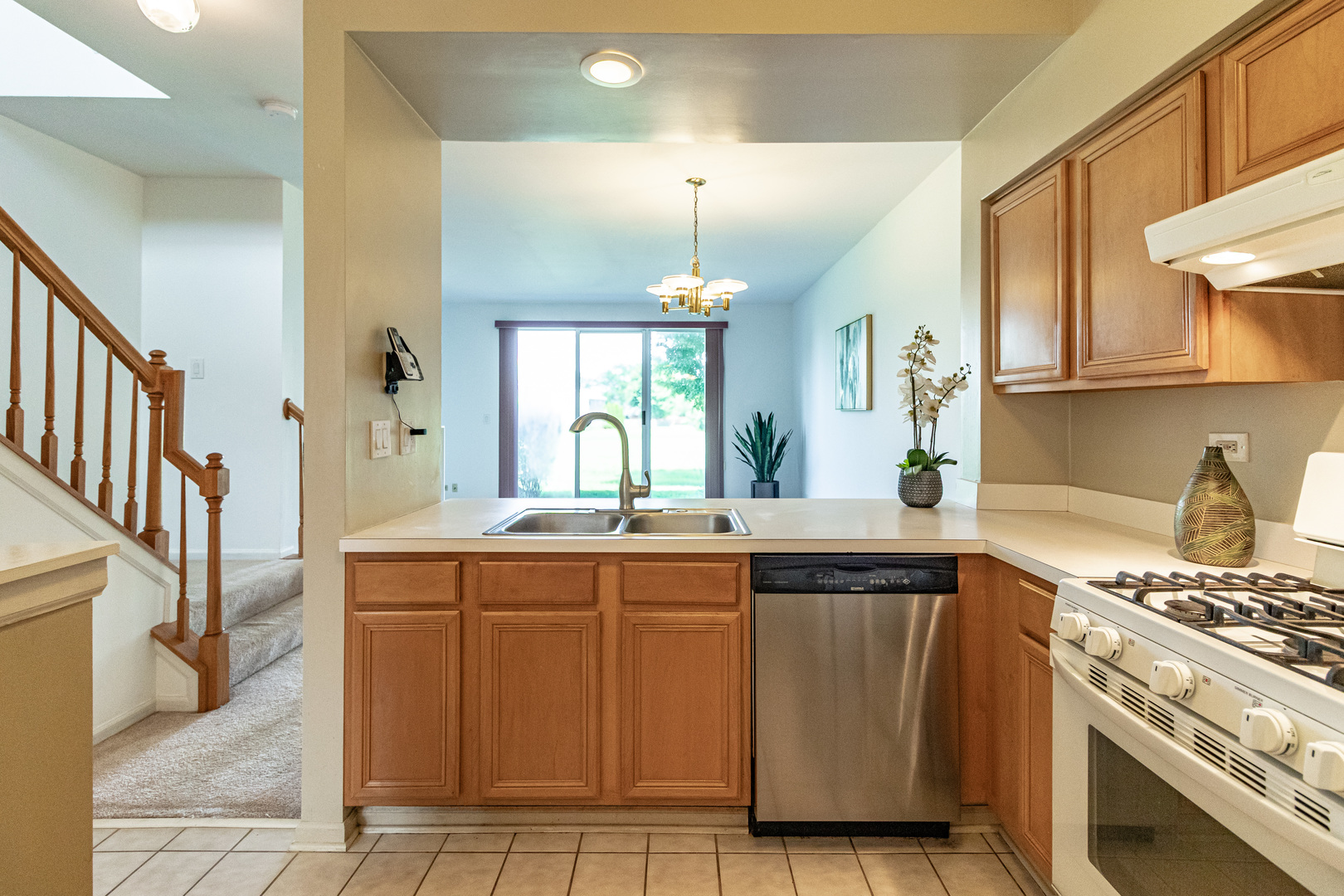 17868 W BRAEWICK Road, Gurnee, IL 60031