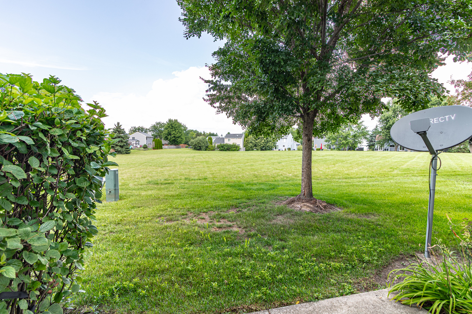 17868 W BRAEWICK Road, Gurnee, IL 60031