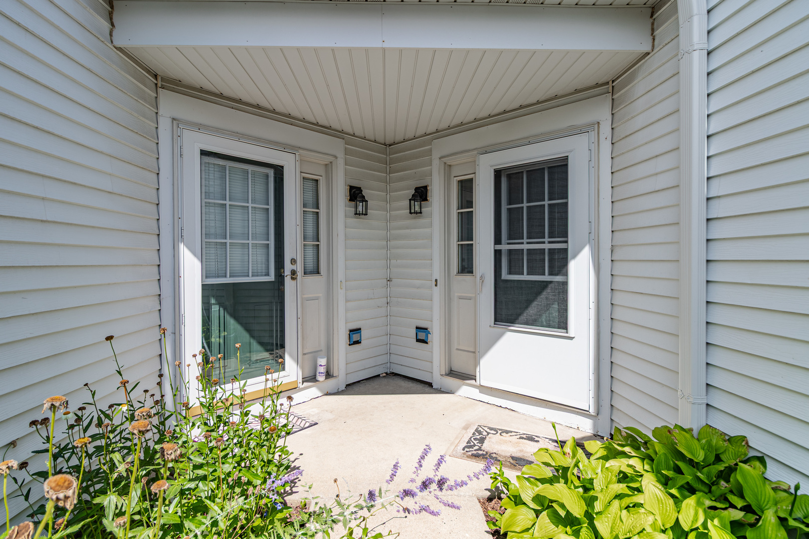 17868 W BRAEWICK Road, Gurnee, IL 60031