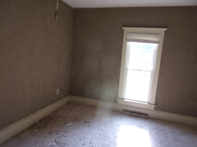 201 E North Street, Waynesville, IL 61778