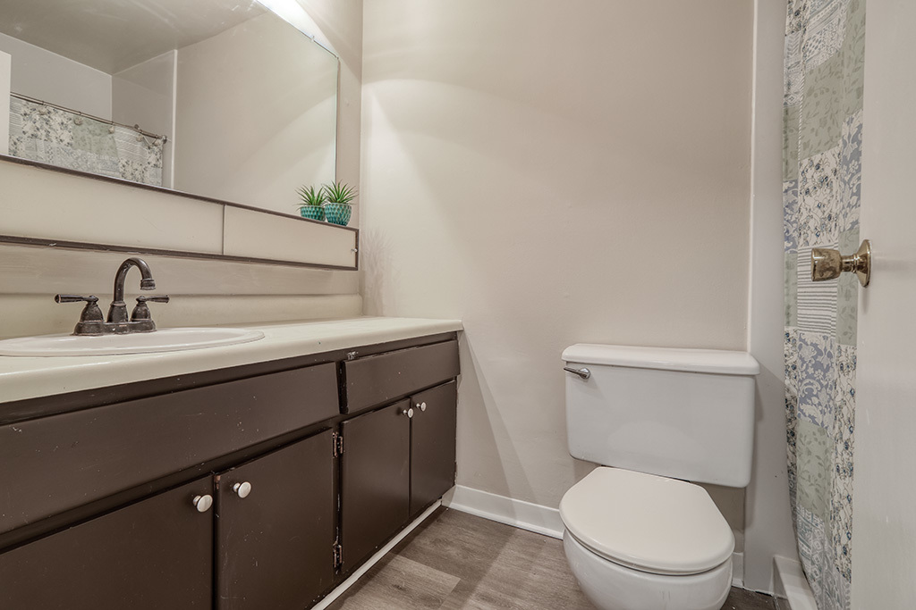 9840 S Pulaski Road #305, Oak Lawn, IL 60453