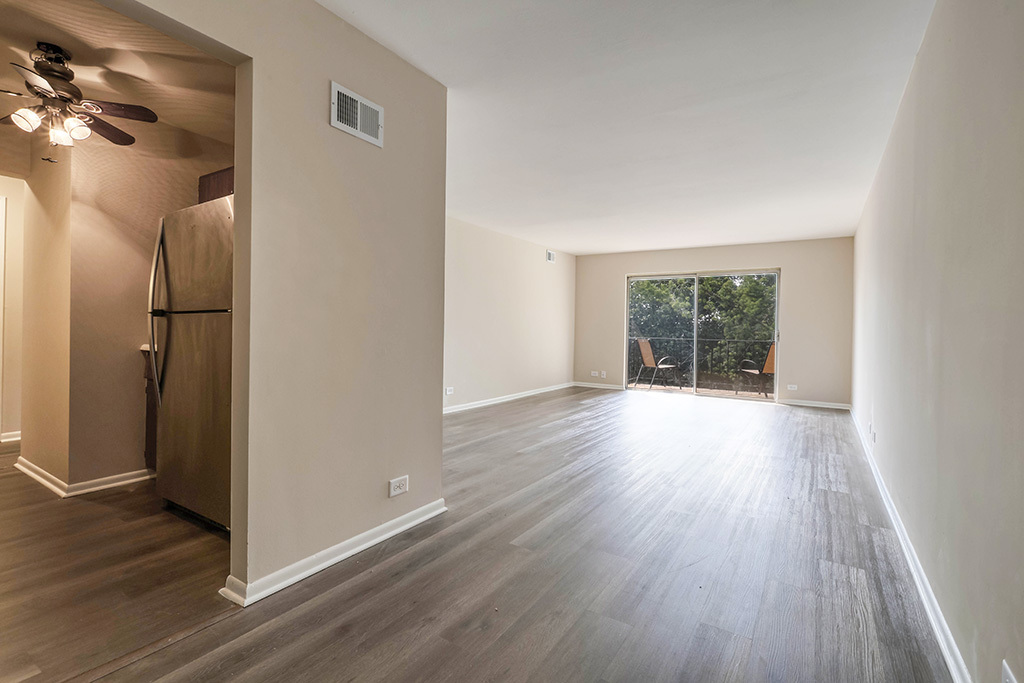 9840 S Pulaski Road #305, Oak Lawn, IL 60453