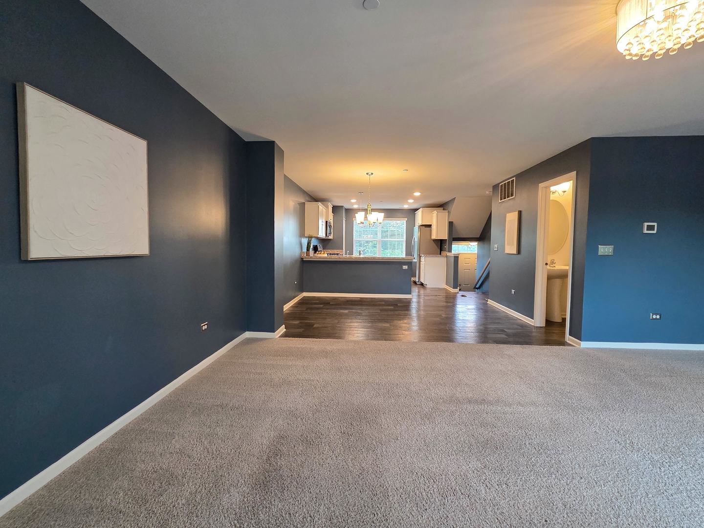 719 Hickory Street, Mundelein, IL 60060