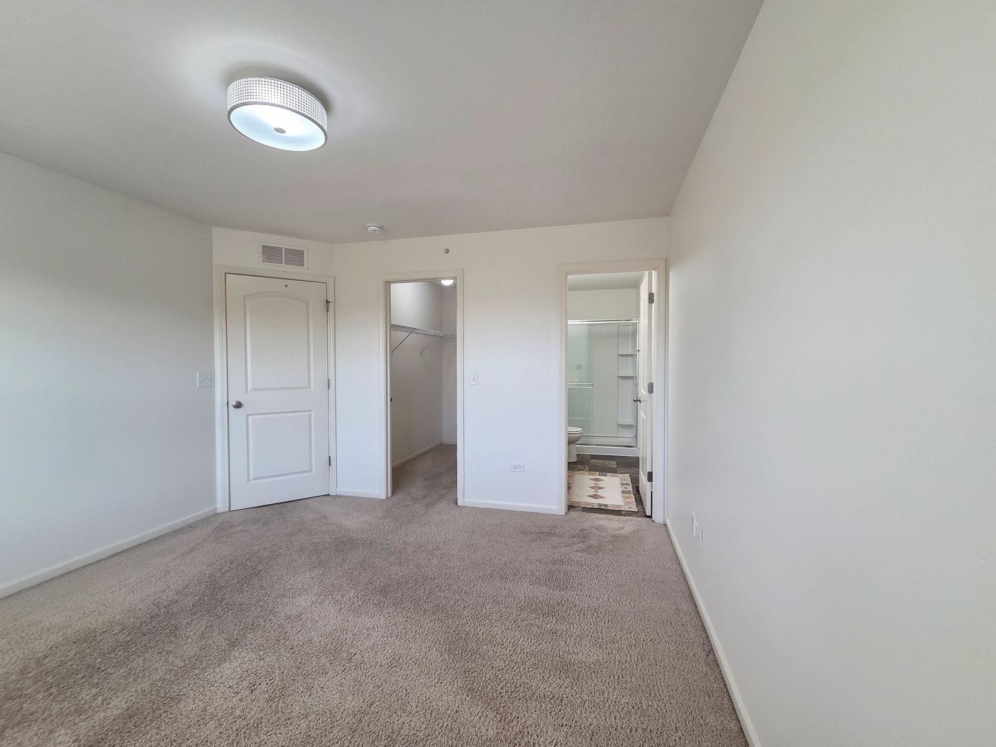 719 Hickory Street, Mundelein, IL 60060