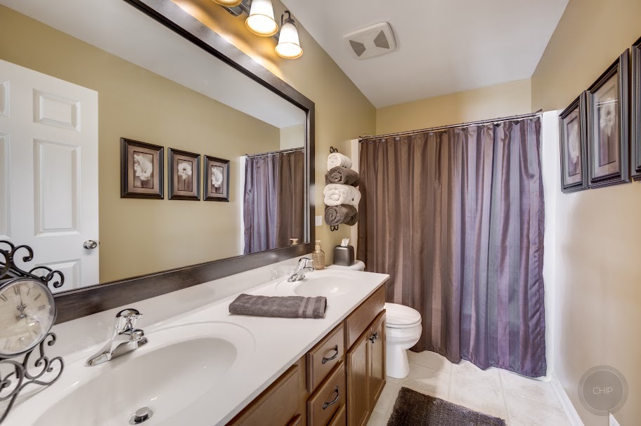777 N Mather Court, Romeoville, IL 60446