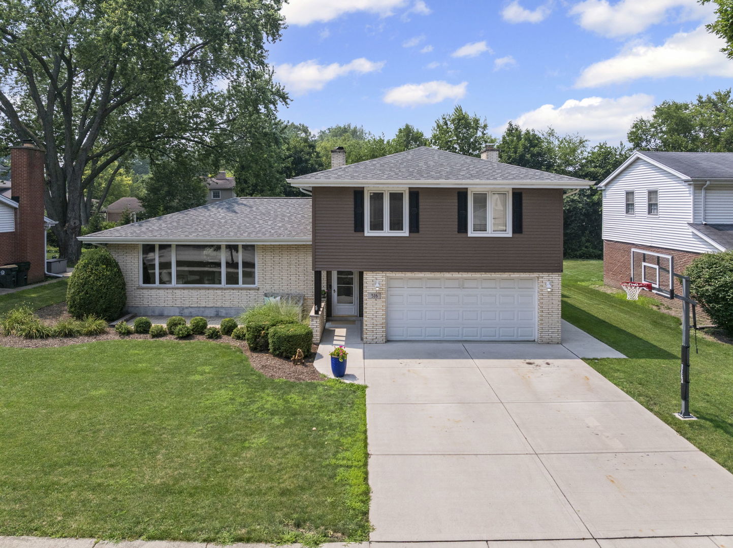 516 S Patton Avenue, Arlington Heights, IL 60005