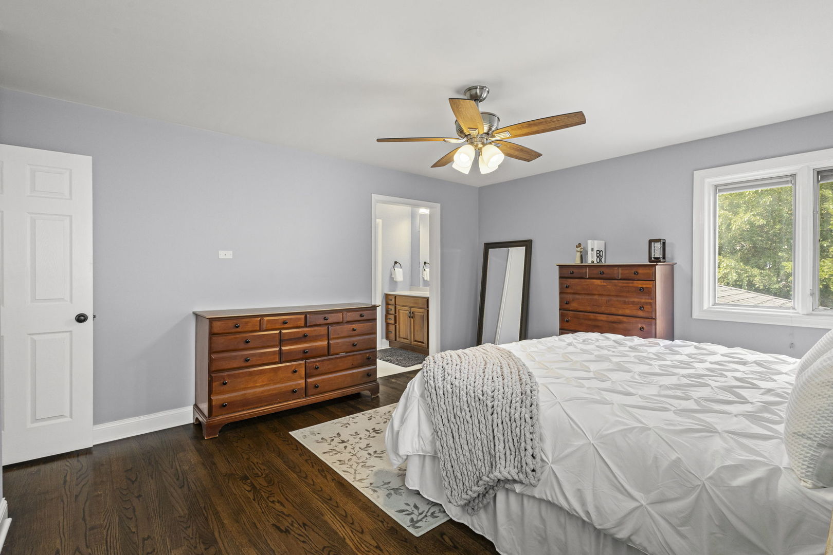 516 S Patton Avenue, Arlington Heights, IL 60005