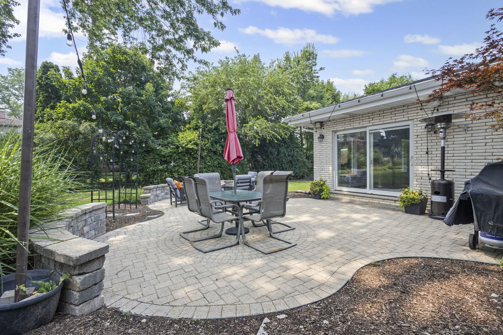 516 S Patton Avenue, Arlington Heights, IL 60005