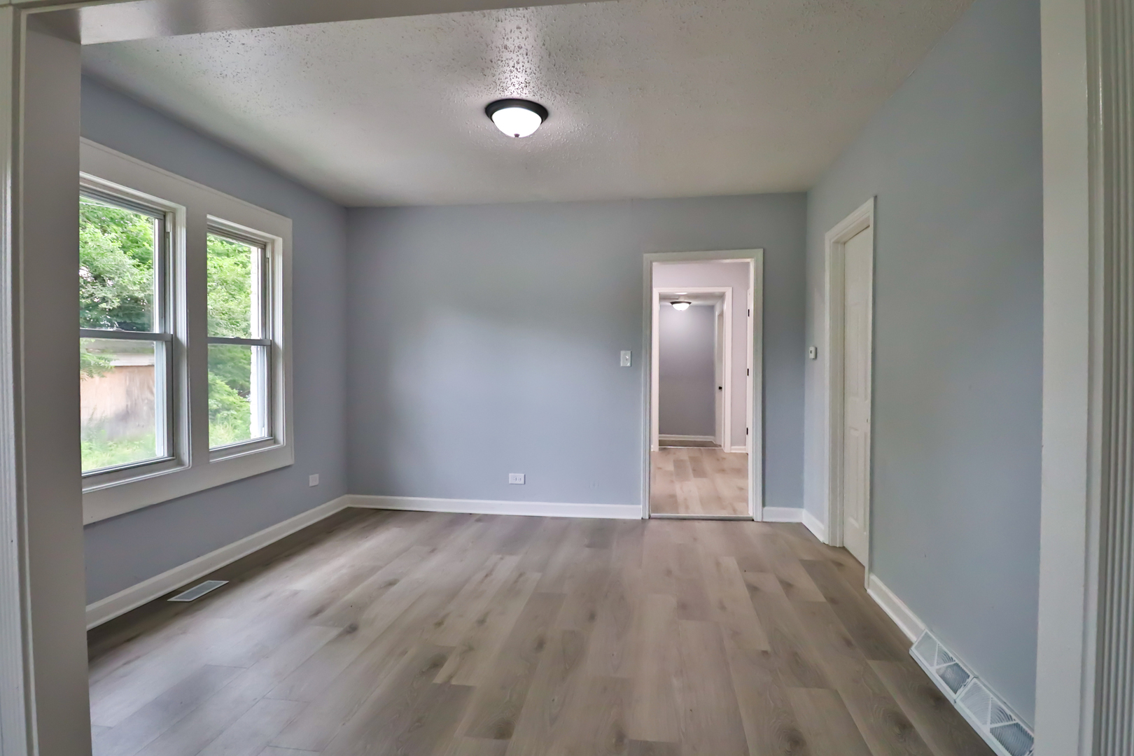 15032 Marshfield Avenue, Harvey, IL 60426