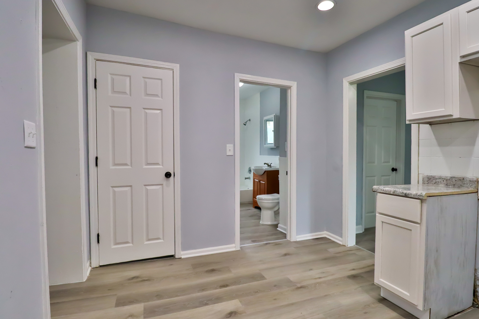 15032 Marshfield Avenue, Harvey, IL 60426