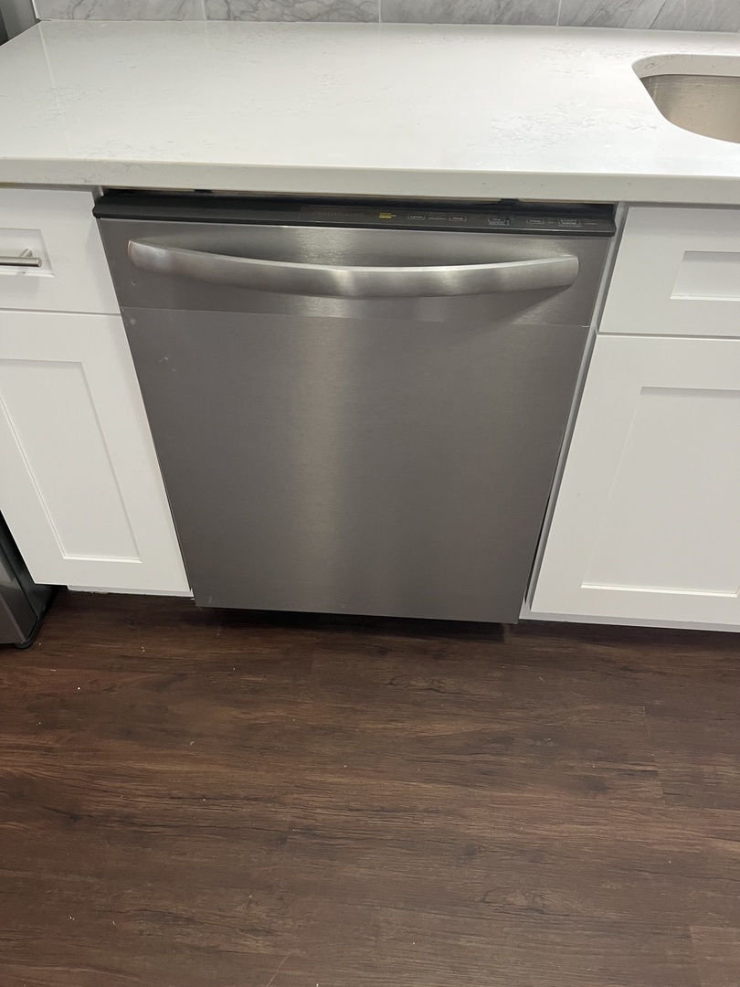 618 MARQUETTE Avenue, Calumet City, IL 60409