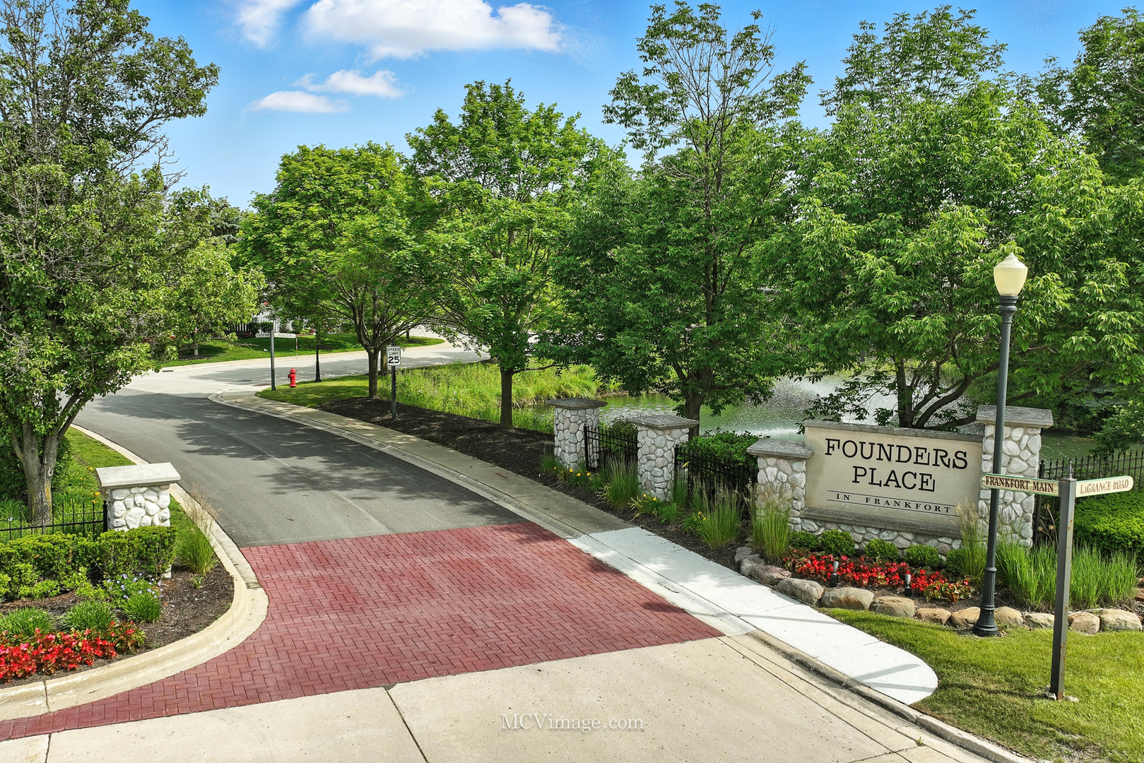21730 Higley Lane, Frankfort, IL 60423