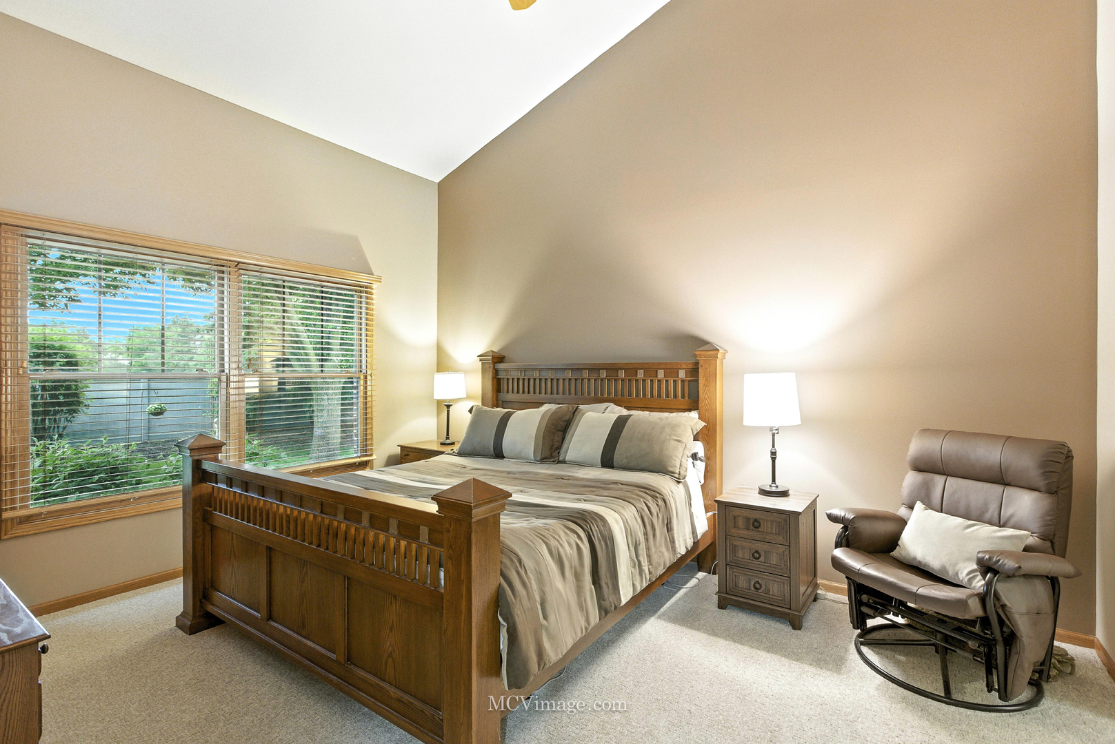 21730 Higley Lane, Frankfort, IL 60423