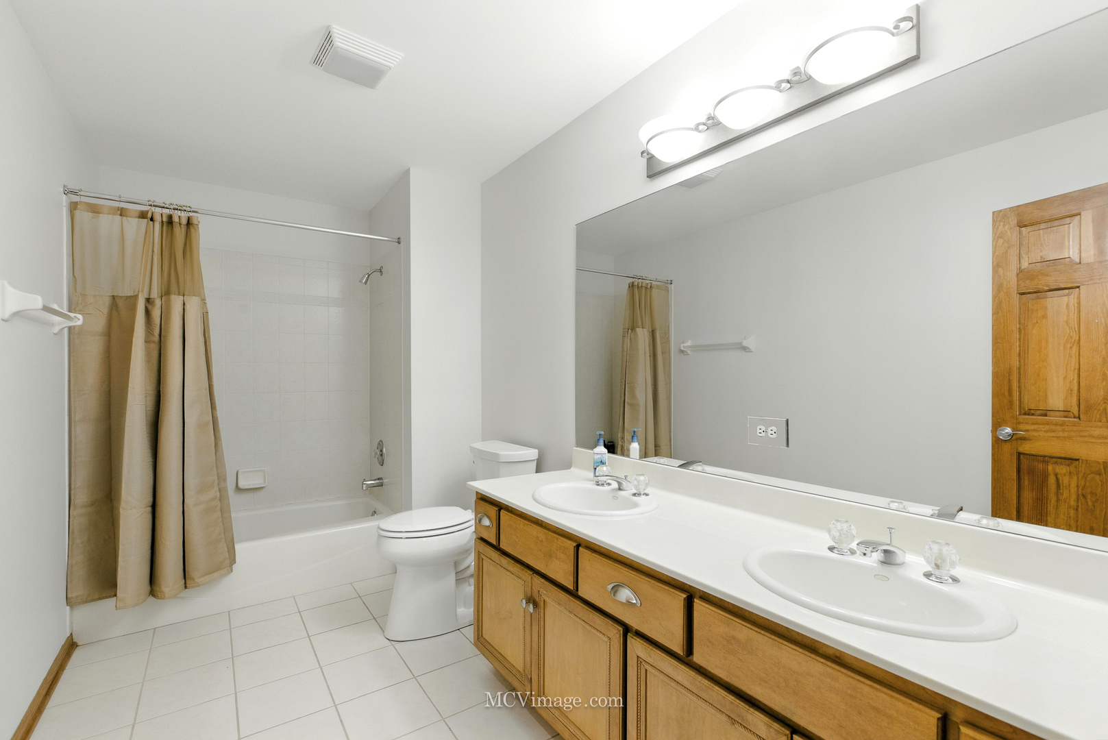 21730 Higley Lane, Frankfort, IL 60423