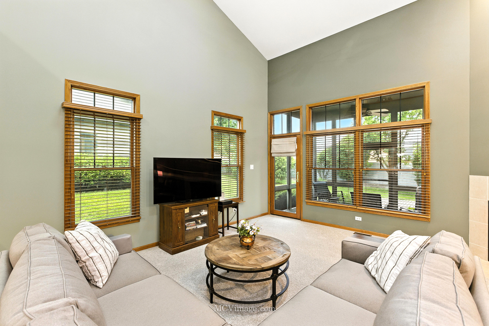 21730 Higley Lane, Frankfort, IL 60423
