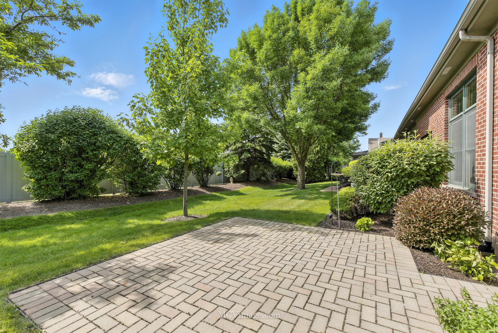 21730 Higley Lane, Frankfort, IL 60423