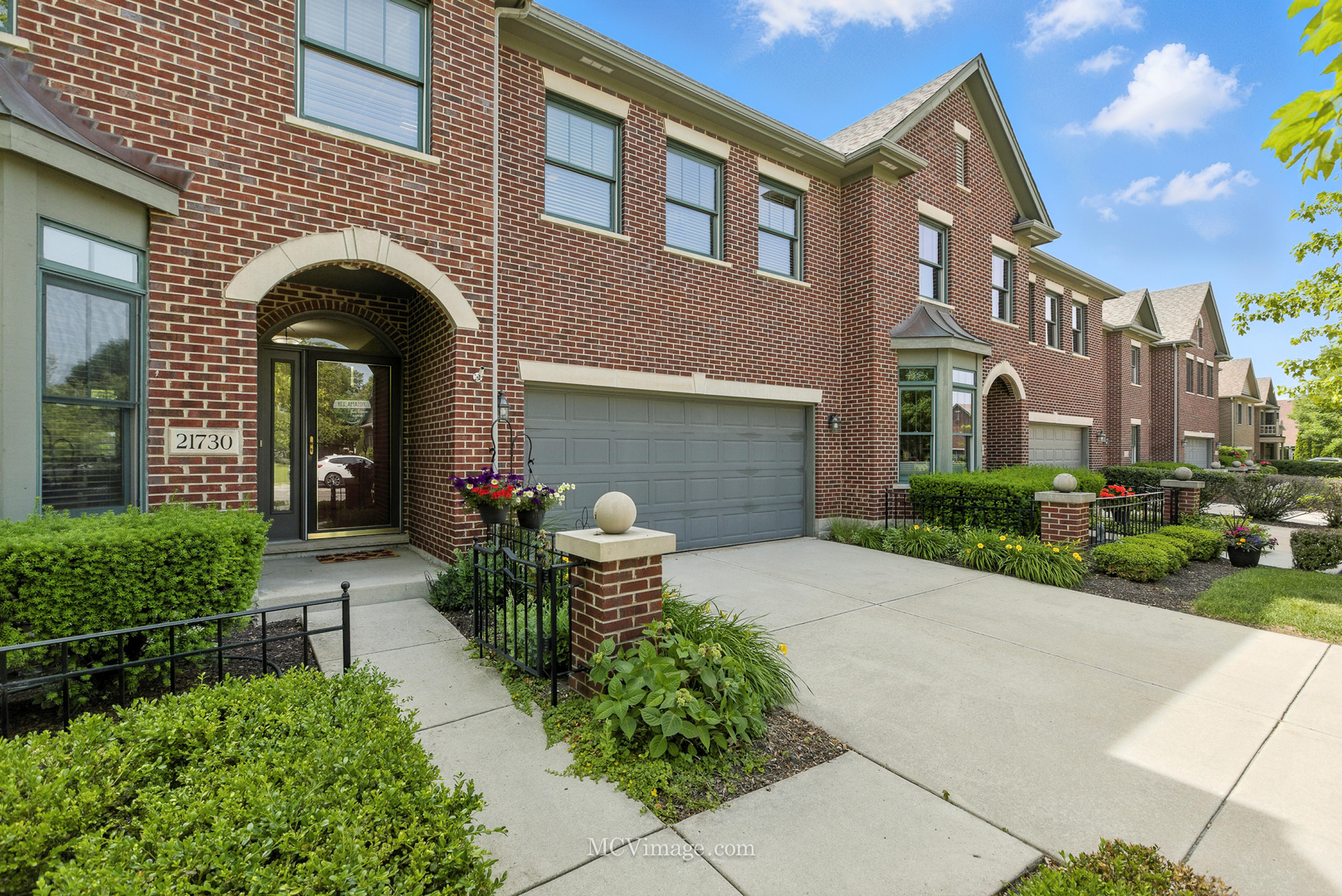 21730 Higley Lane, Frankfort, IL 60423