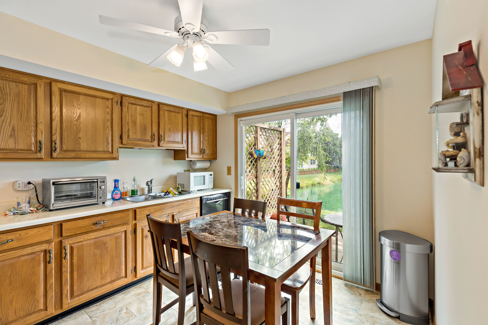 1919 Prentiss Drive, Downers Grove, IL 60516