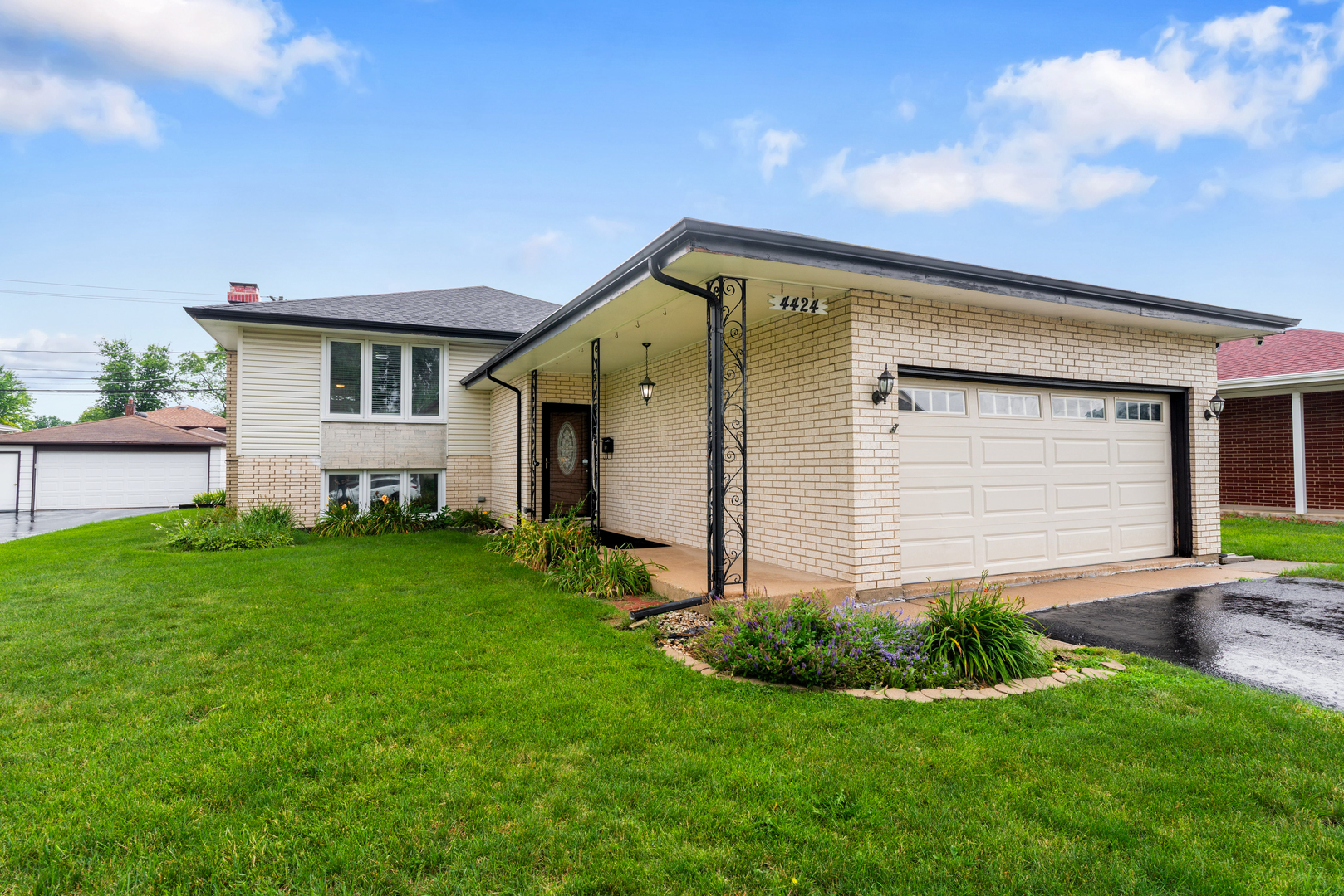 4424 Maple Avenue, Brookfield, IL 60513