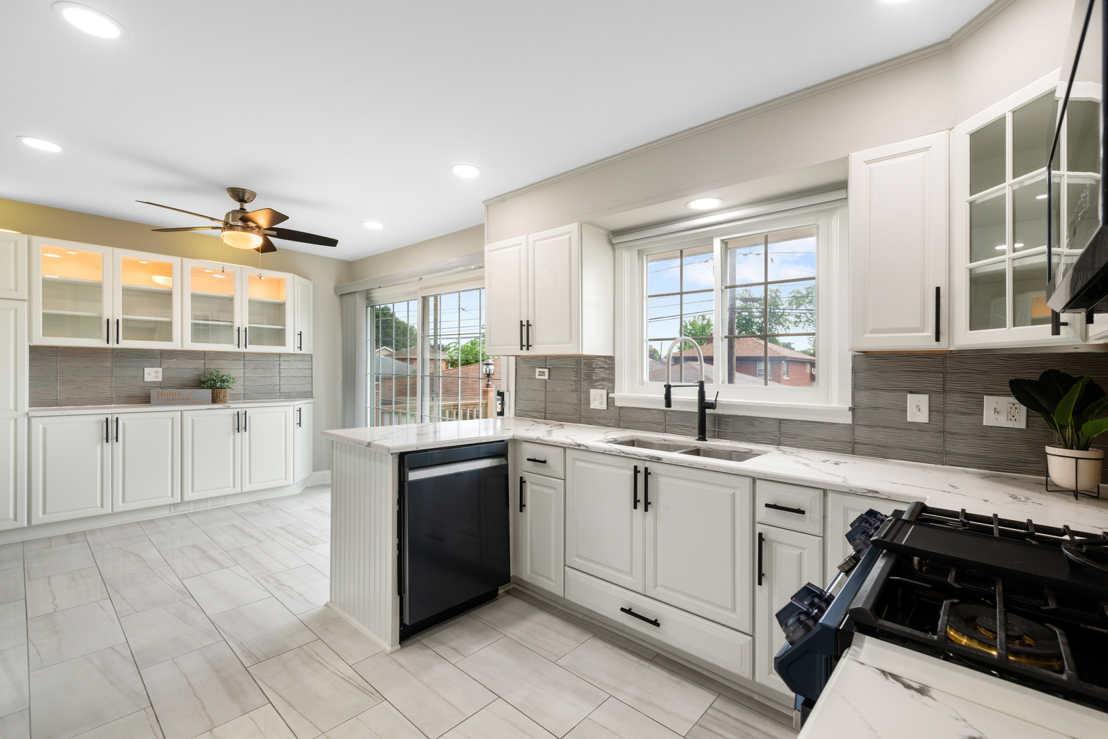 4424 Maple Avenue, Brookfield, IL 60513