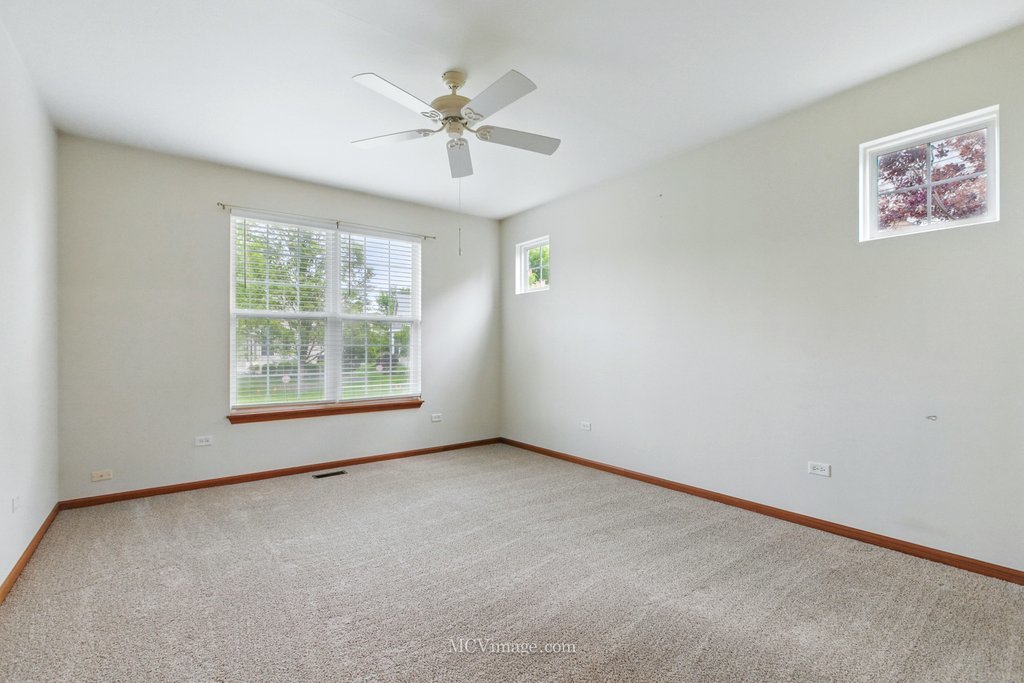 21308 Brush Lake Drive, Crest Hill, IL 60403