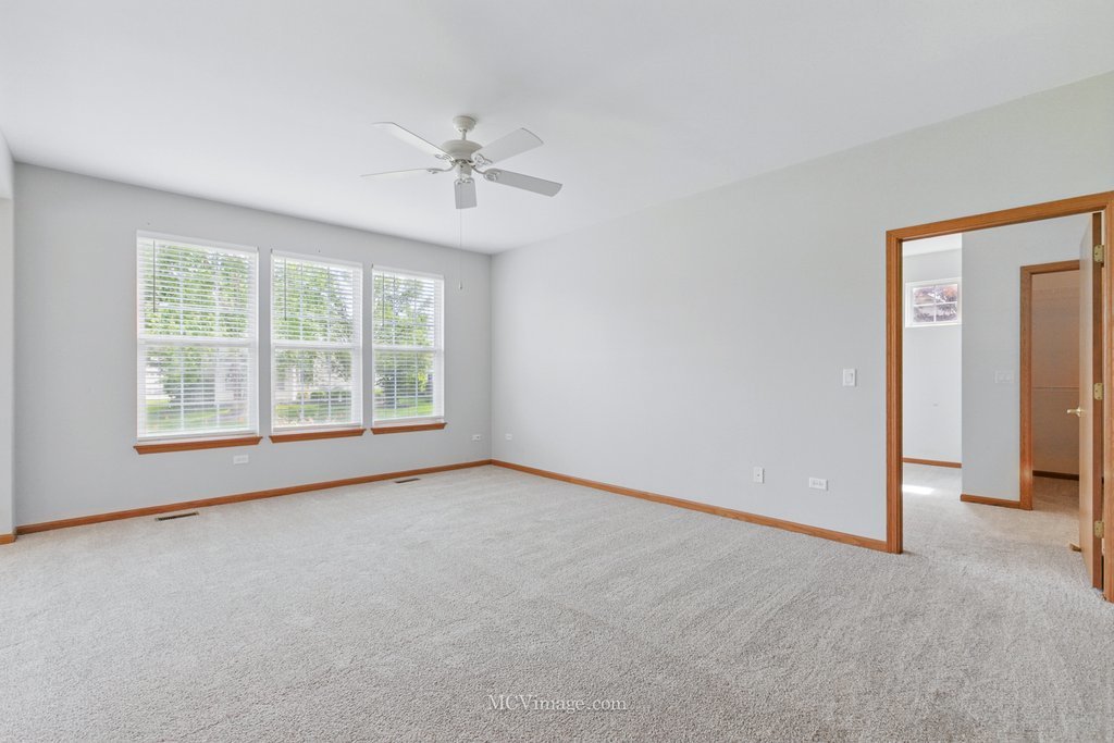 21308 Brush Lake Drive, Crest Hill, IL 60403
