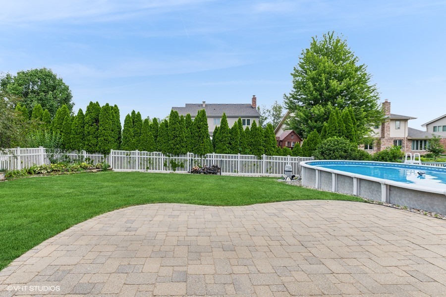 8824 Brown Lane, Tinley Park, IL 60487
