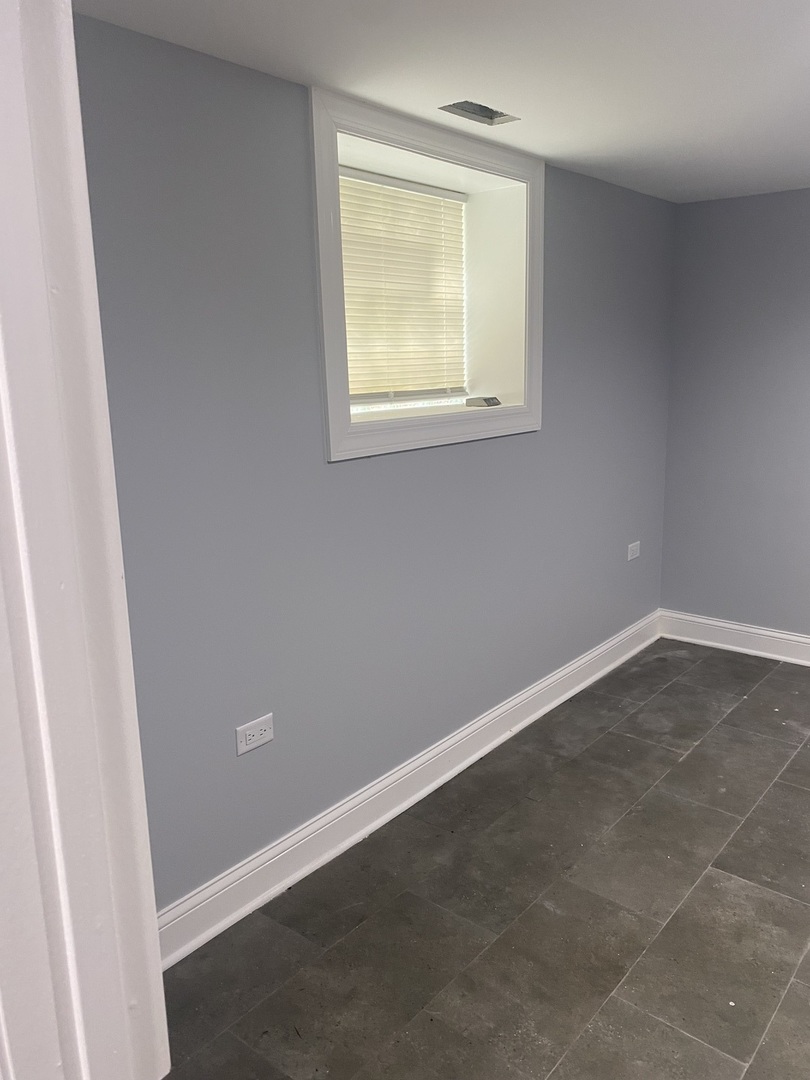 12053 S Michigan Avenue, Chicago, IL 60628